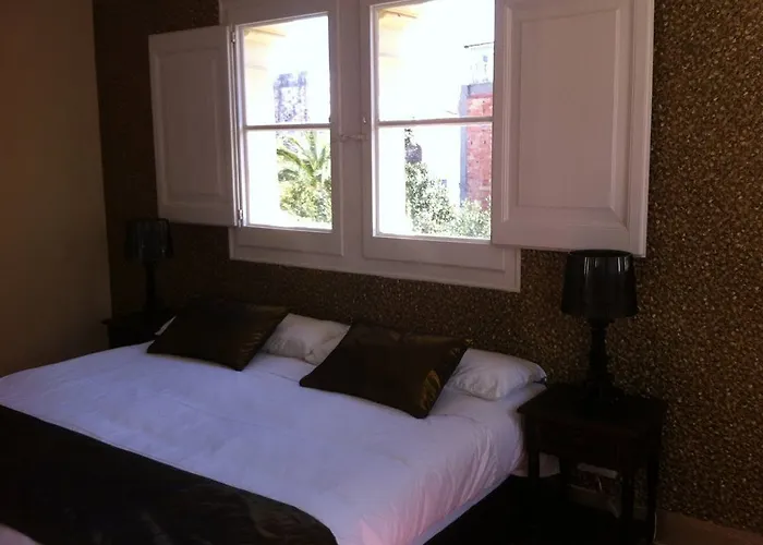 1883 2* Σίτζες