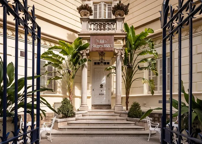 1883 Otel Sitges